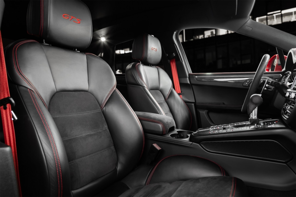 Macan noc 07